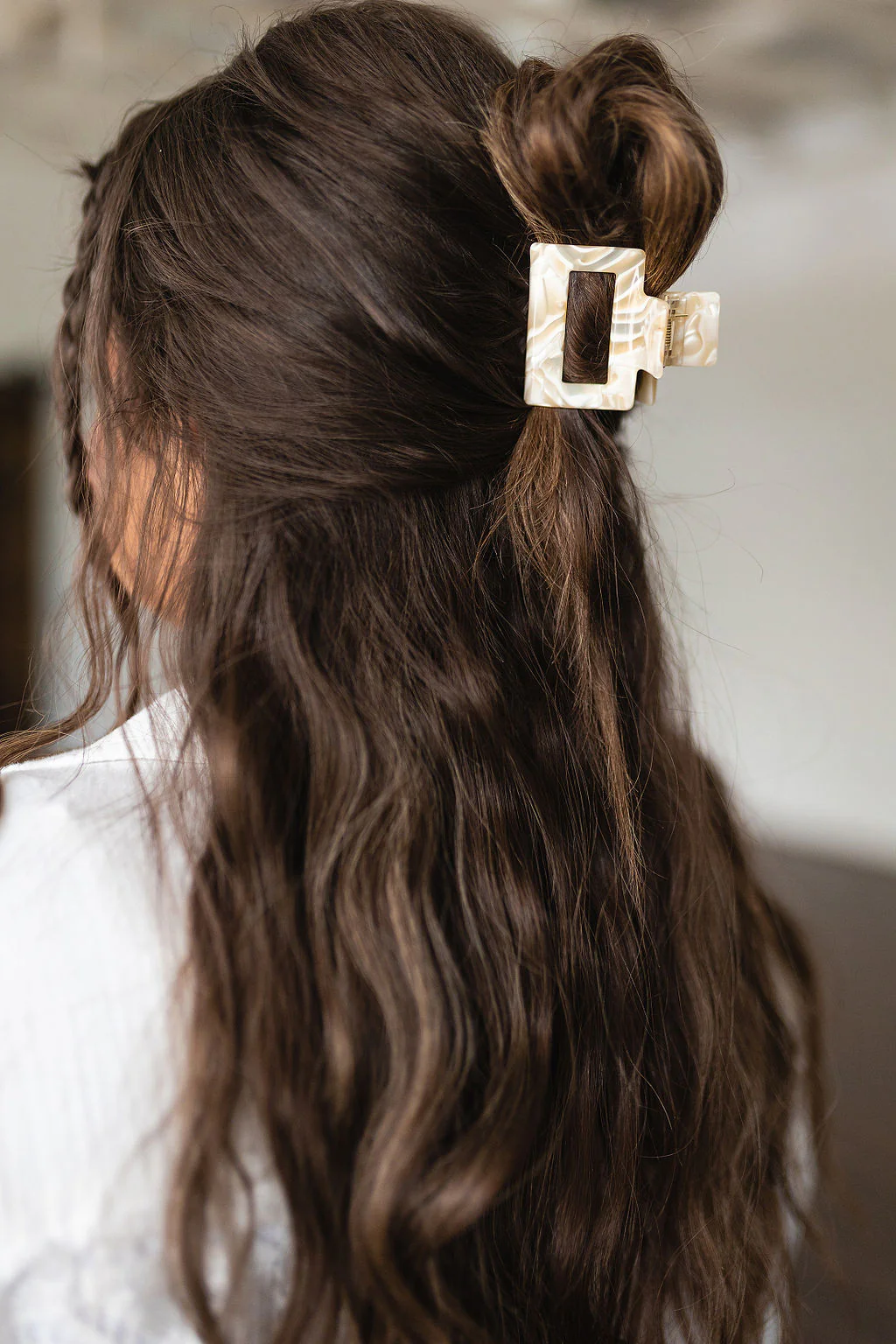 Small Square Claw Clip in Gold Pearl - 7/14/2023