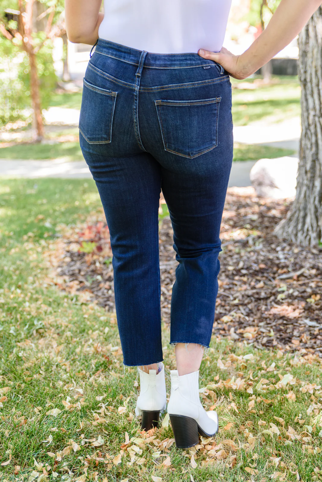 Sofia Dark Wash Jeans - 8/11/2022 - Image 15