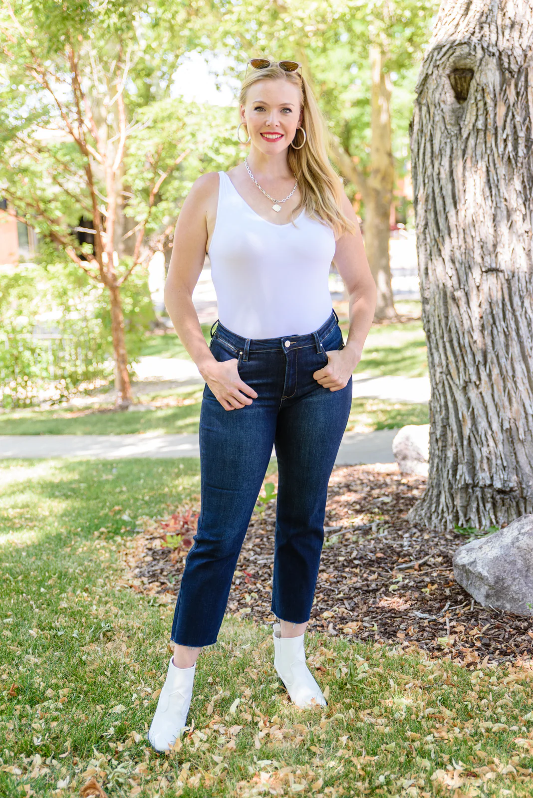 Sofia Dark Wash Jeans - 8/11/2022 - Image 17