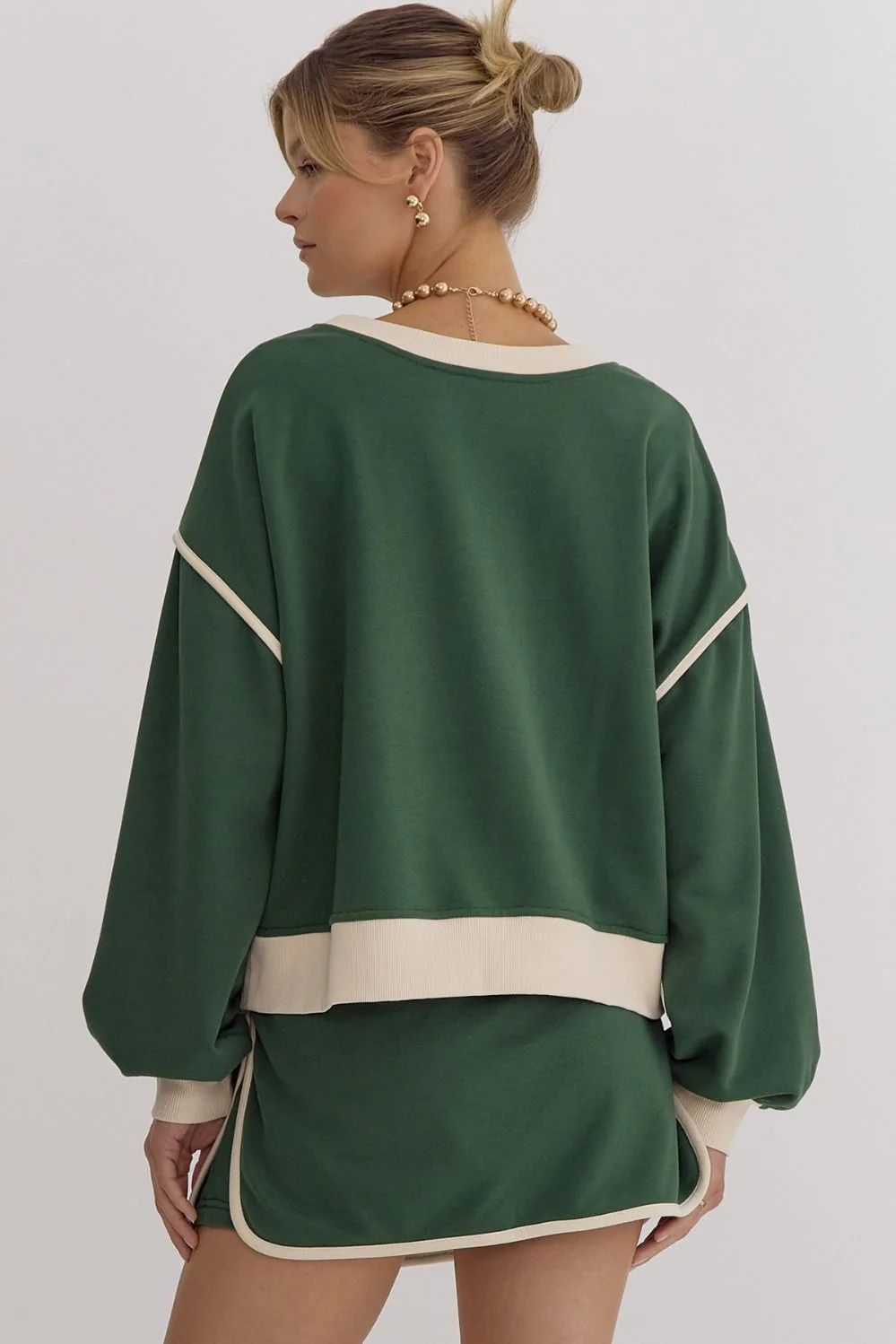 Solid Contrast Trim Long Sleeve Top in Hunter Green - Image 2