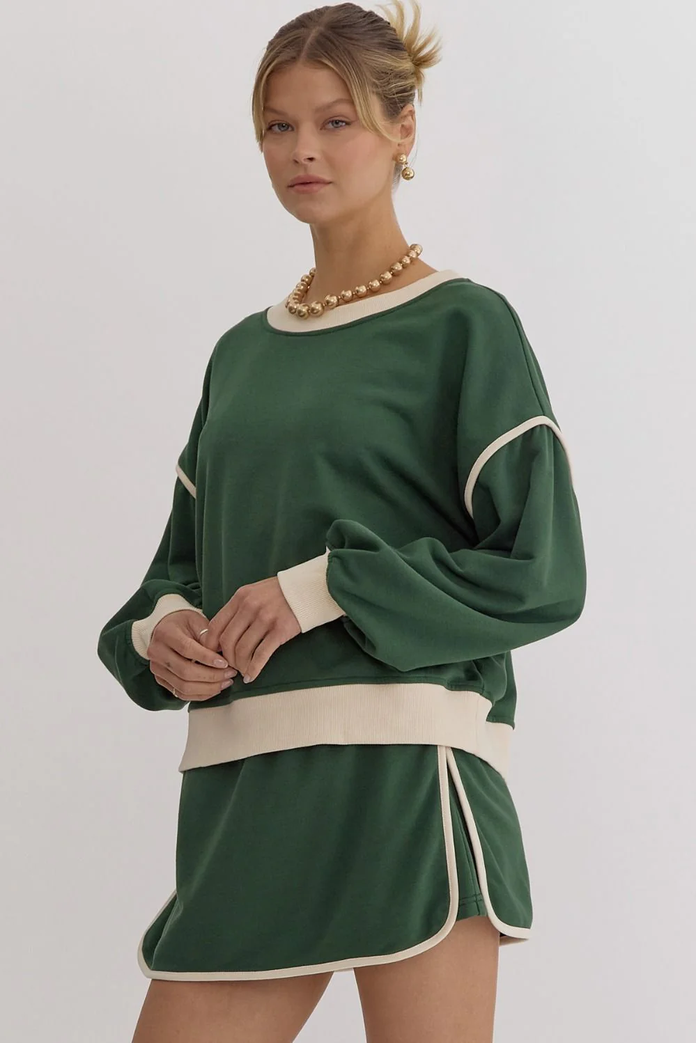 Solid Contrast Trim Long Sleeve Top in Hunter Green - Image 3