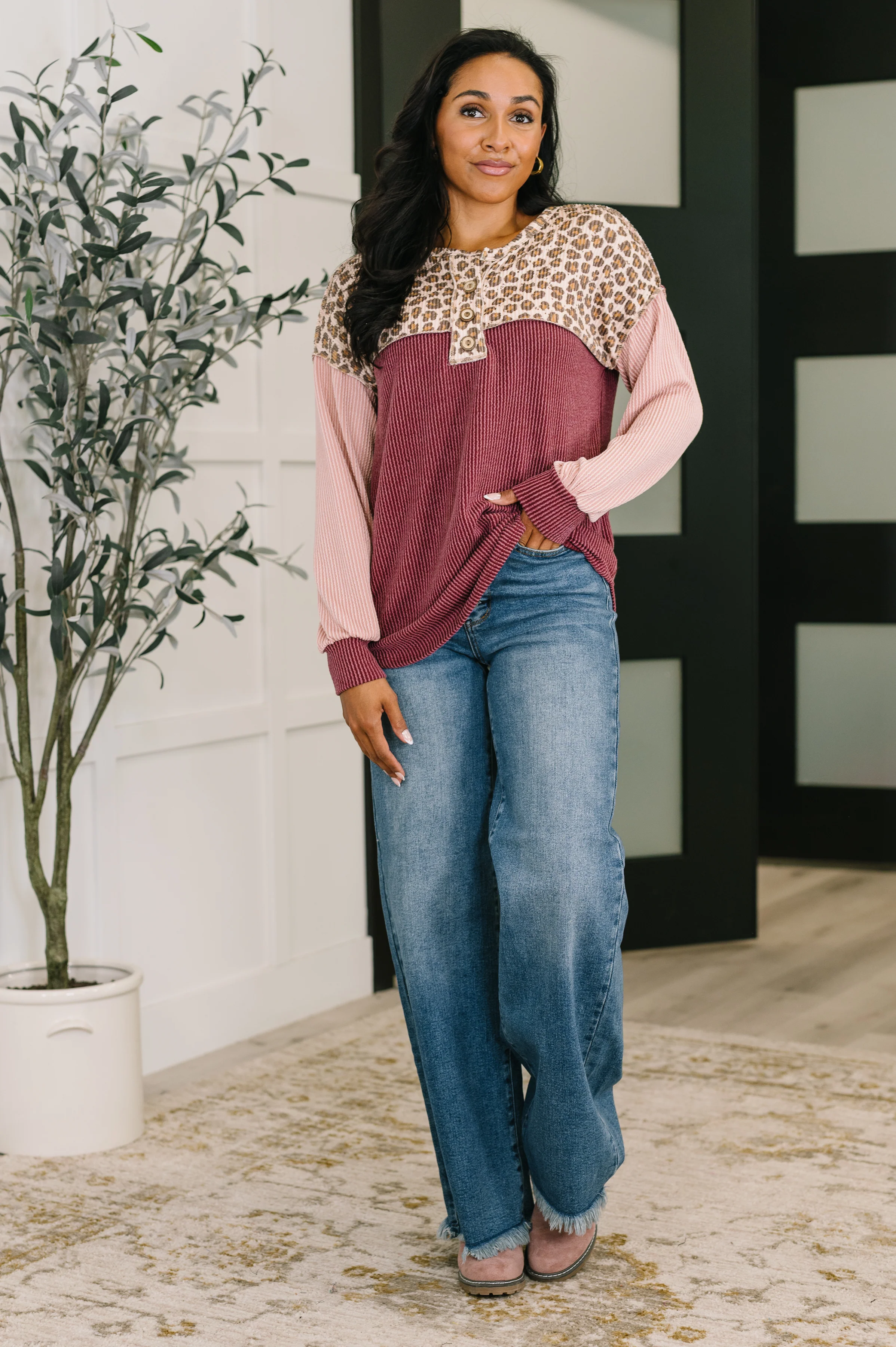 Spotted & Blocked Color Block Henley Top - 10/24/2025 - Image 3