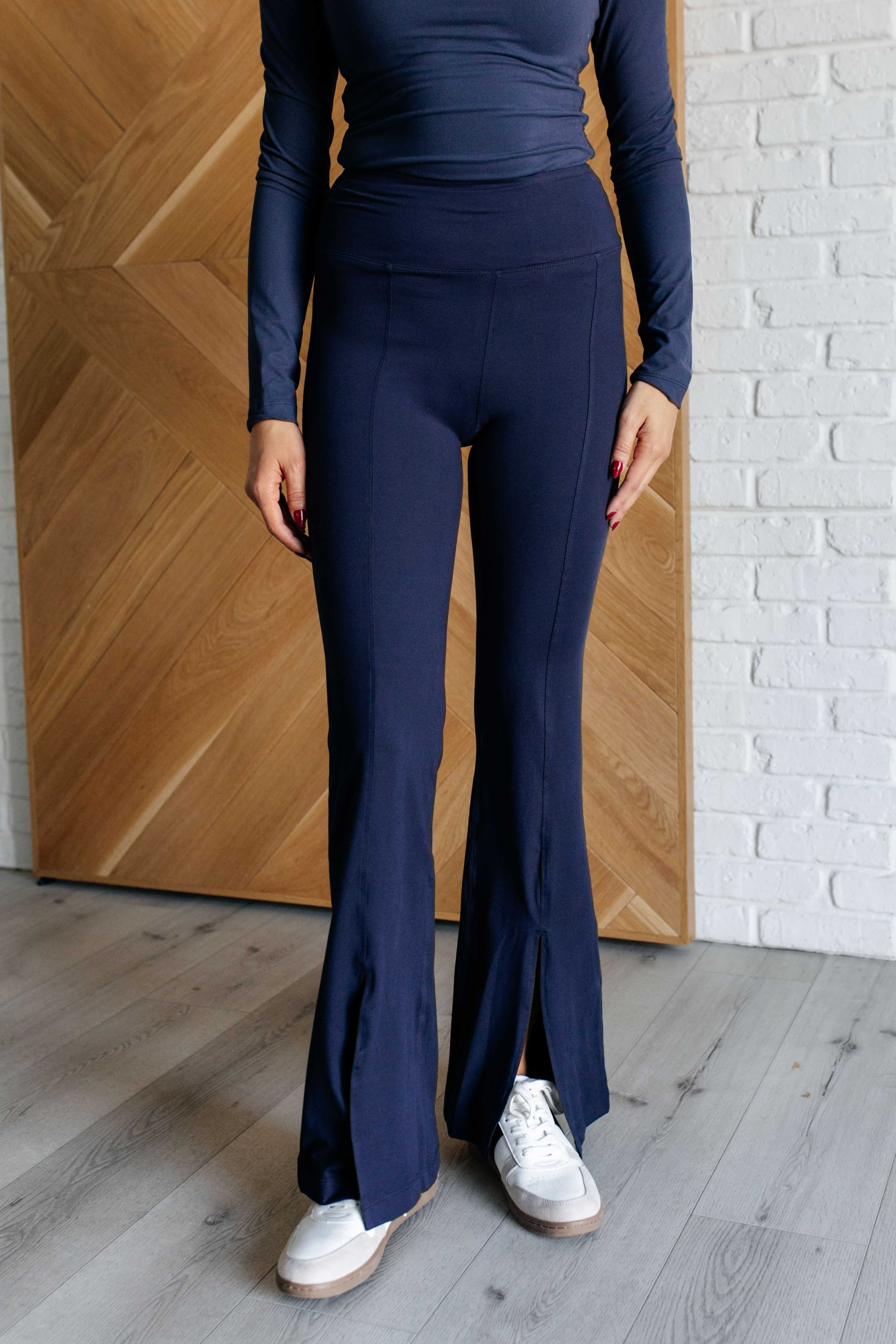 Stamina Stride Flare Leggings in Navy - 10/17/2024 - Image 3