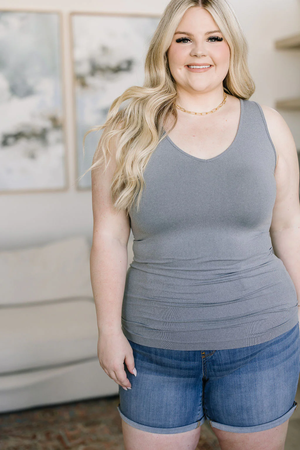 Standard Issue Seamless Longline Tank in Heather Grey - 5/30/2023 - Image 6