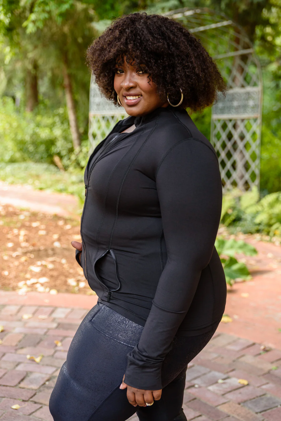 Staying Swift Activewear Jacket In Black - 9/29/2022 - Image 12