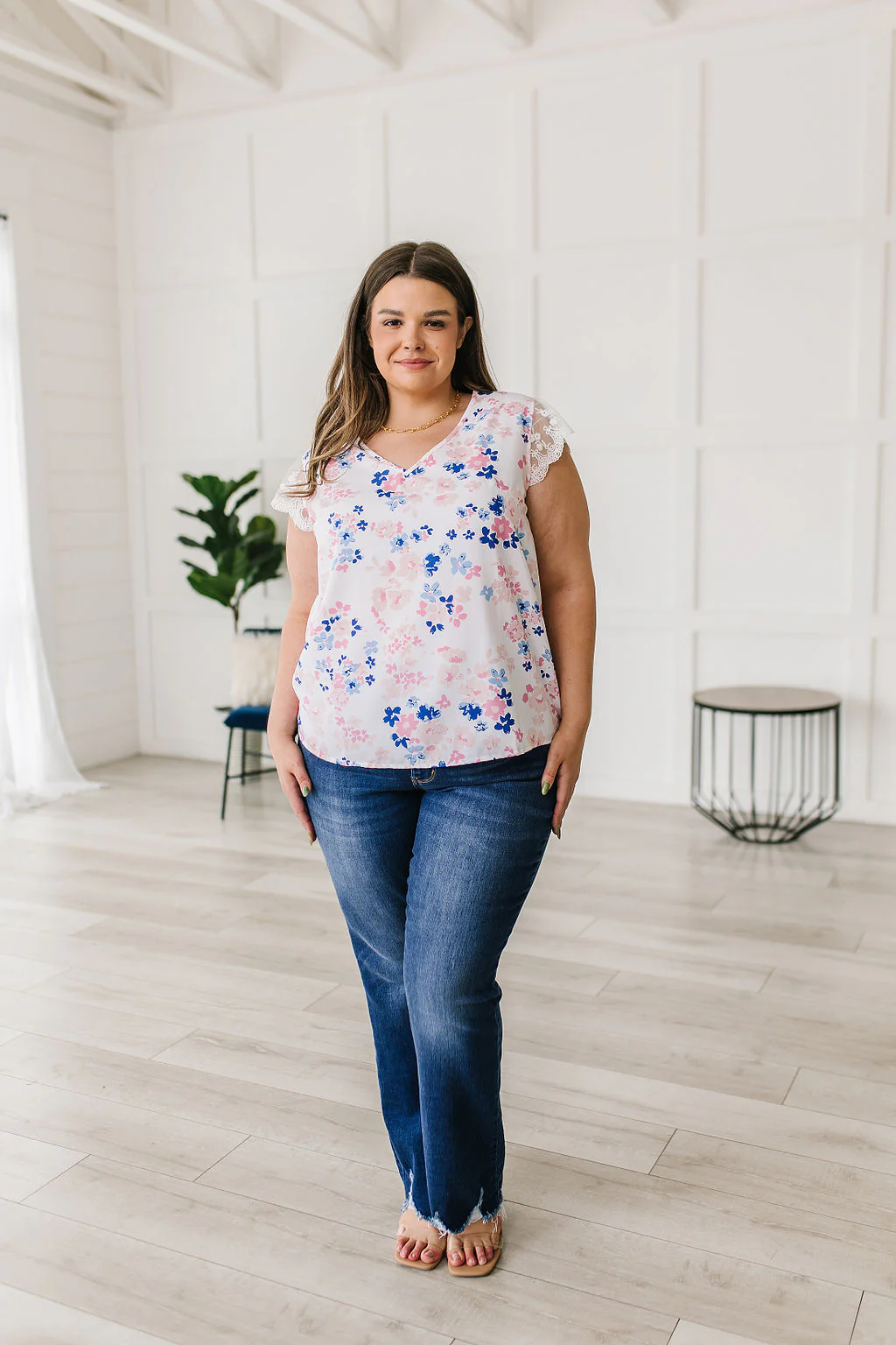 Still the One Lace Sleeve Floral Top - 6/29/2023 - Image 3