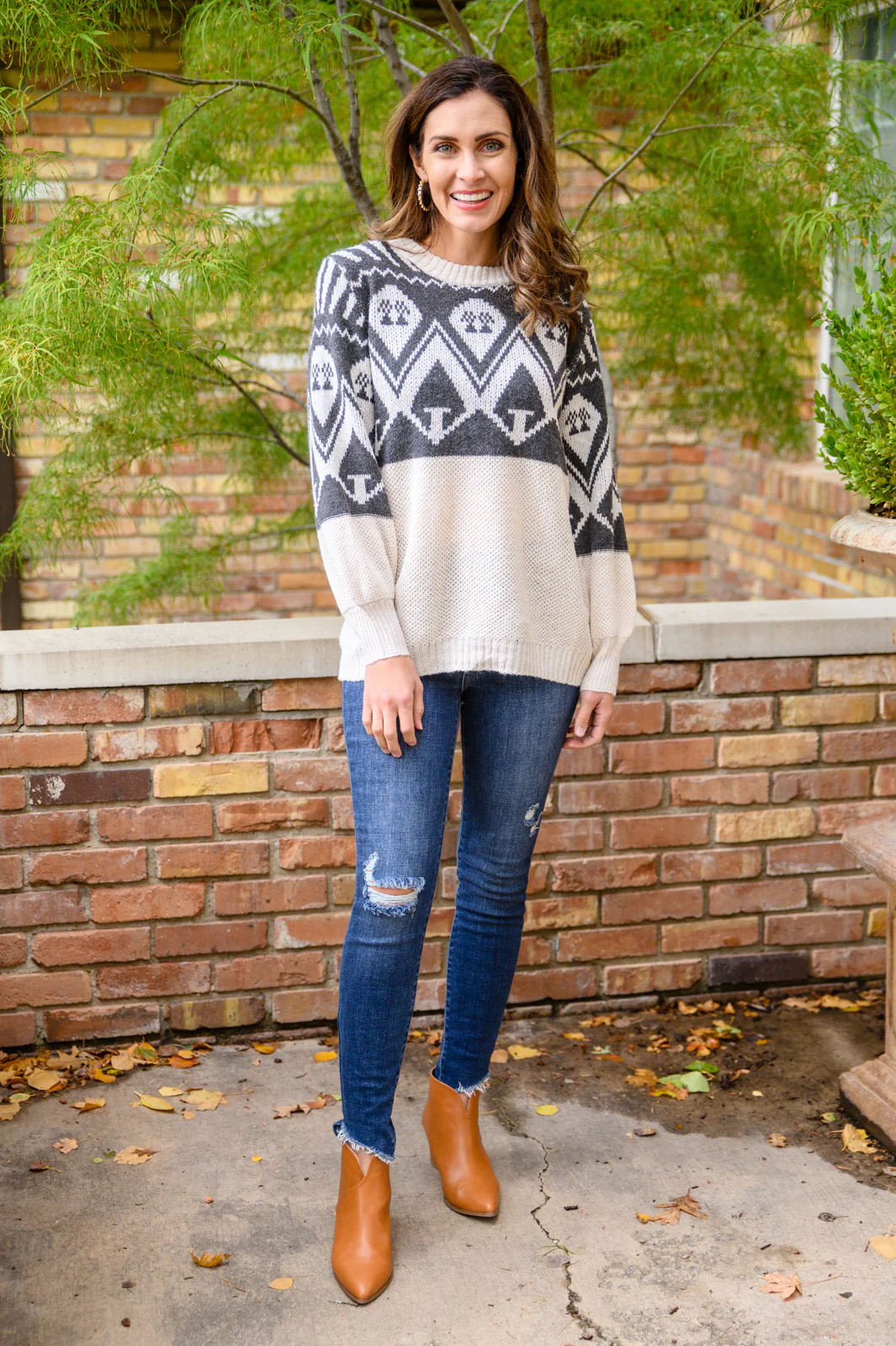 Summit Sweater In Charcoal - 1/11/2022 - Image 4
