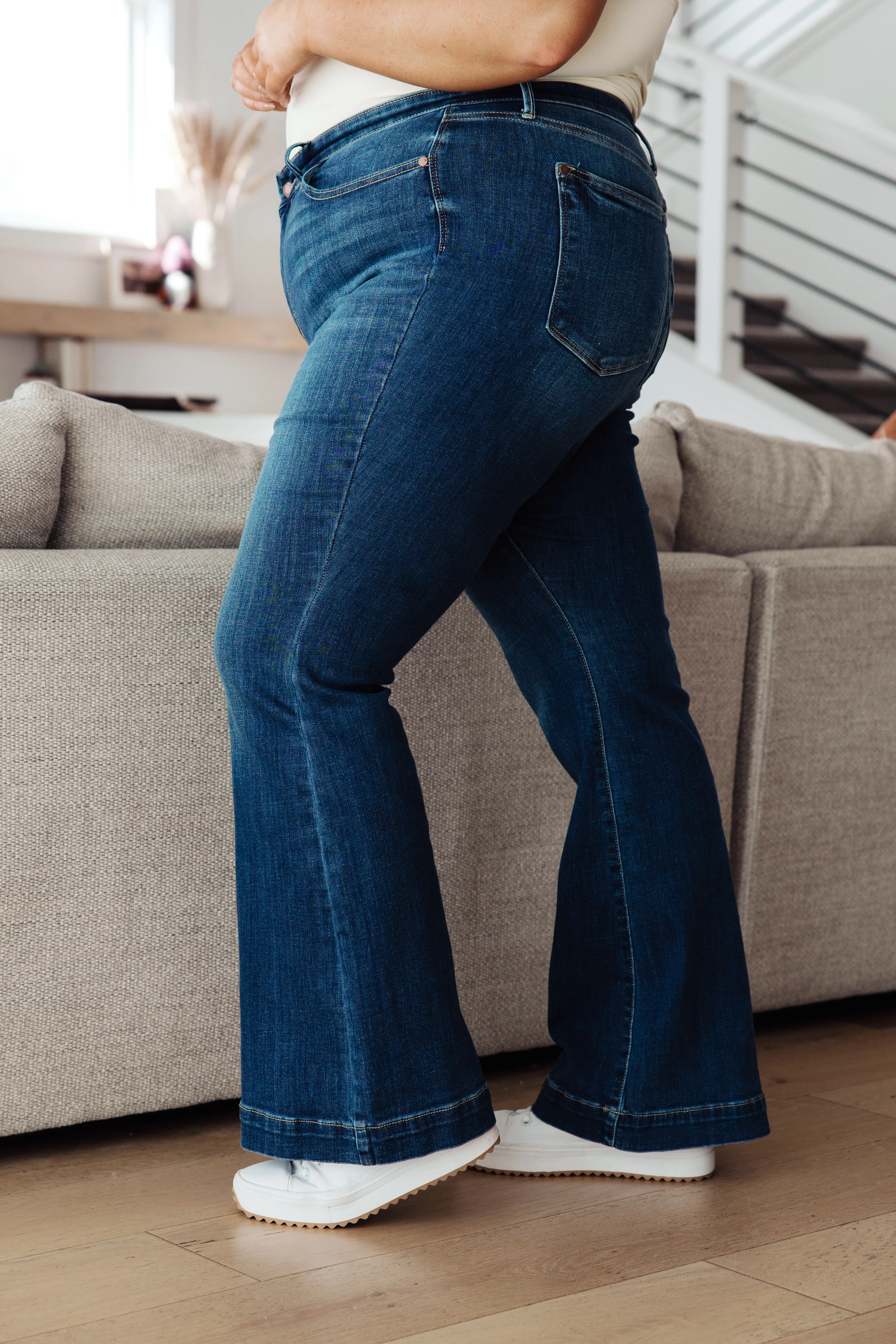 Sydney High Rise Trouser Flare Jeans - 9/20/2023 - Image 5
