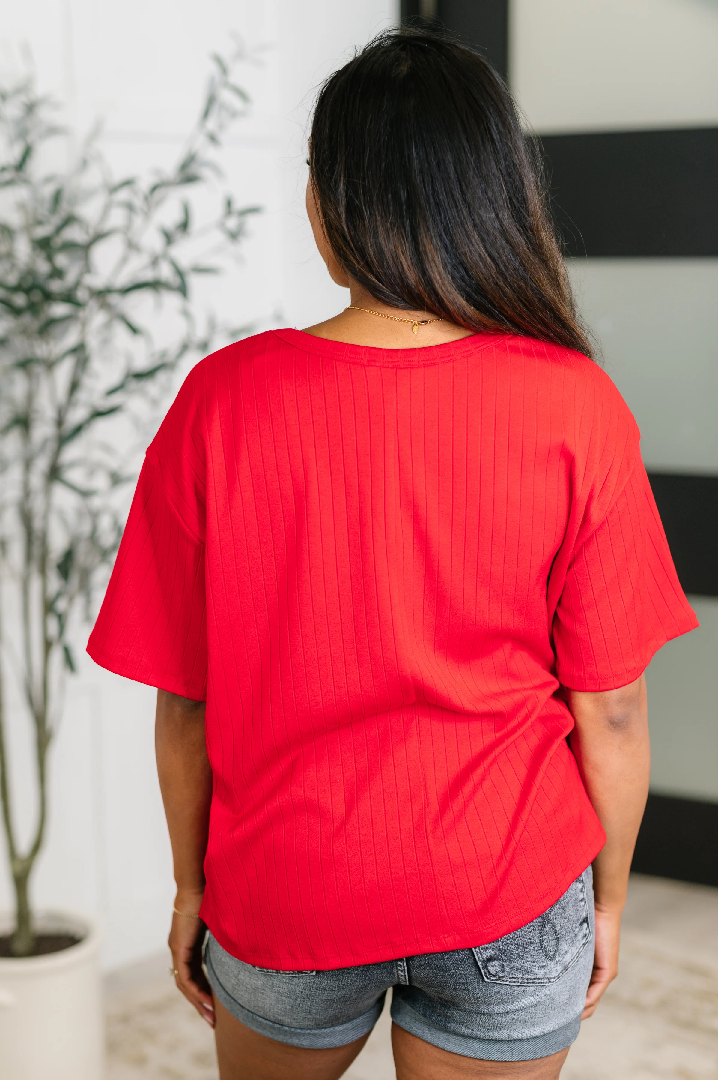 Take It Easy Slouchy Tee in Red - 5/20/2025 - Image 4