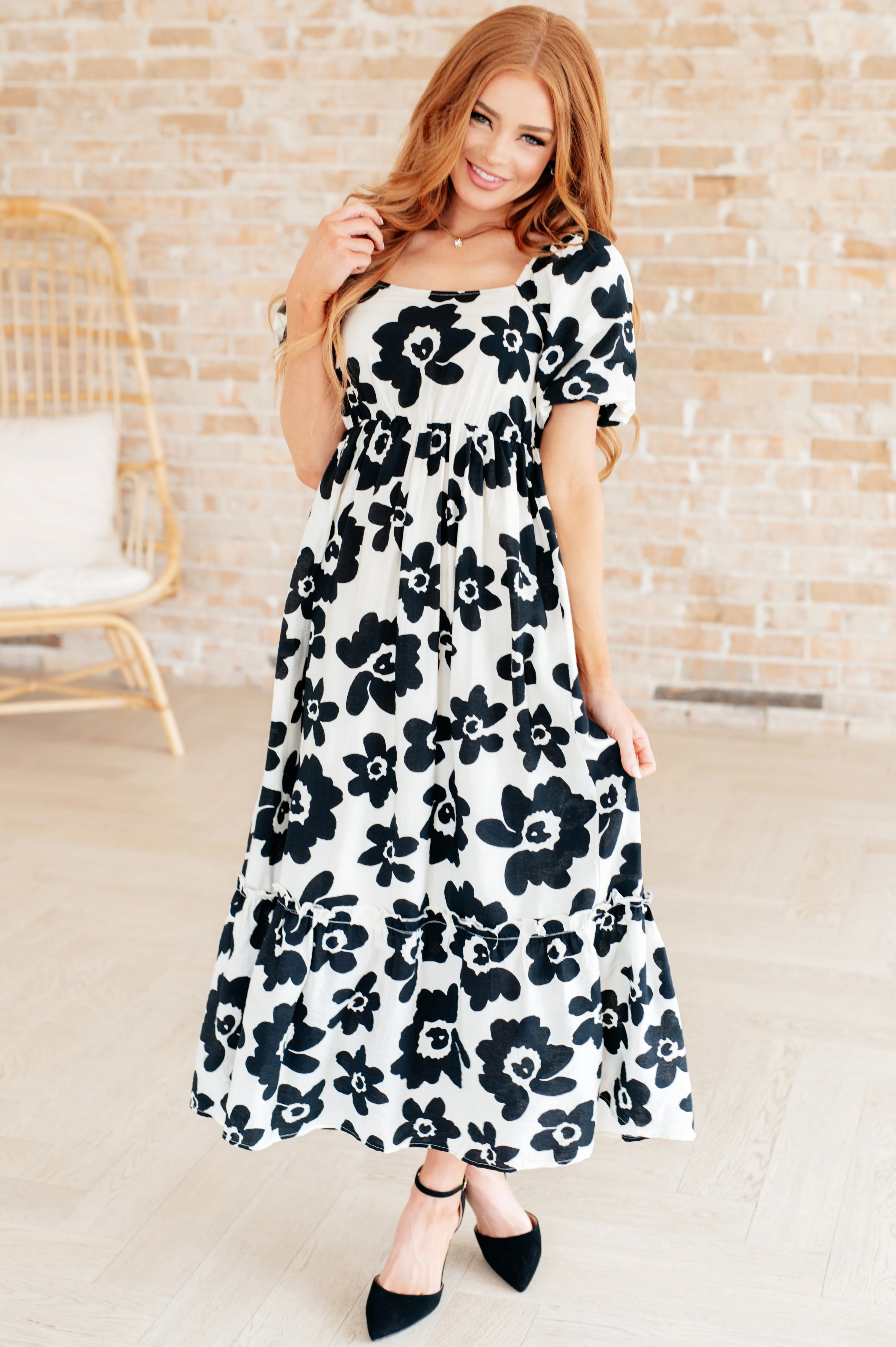 The Hot Topic Square Neck Floral Dress - 5/23/2024 - Image 2