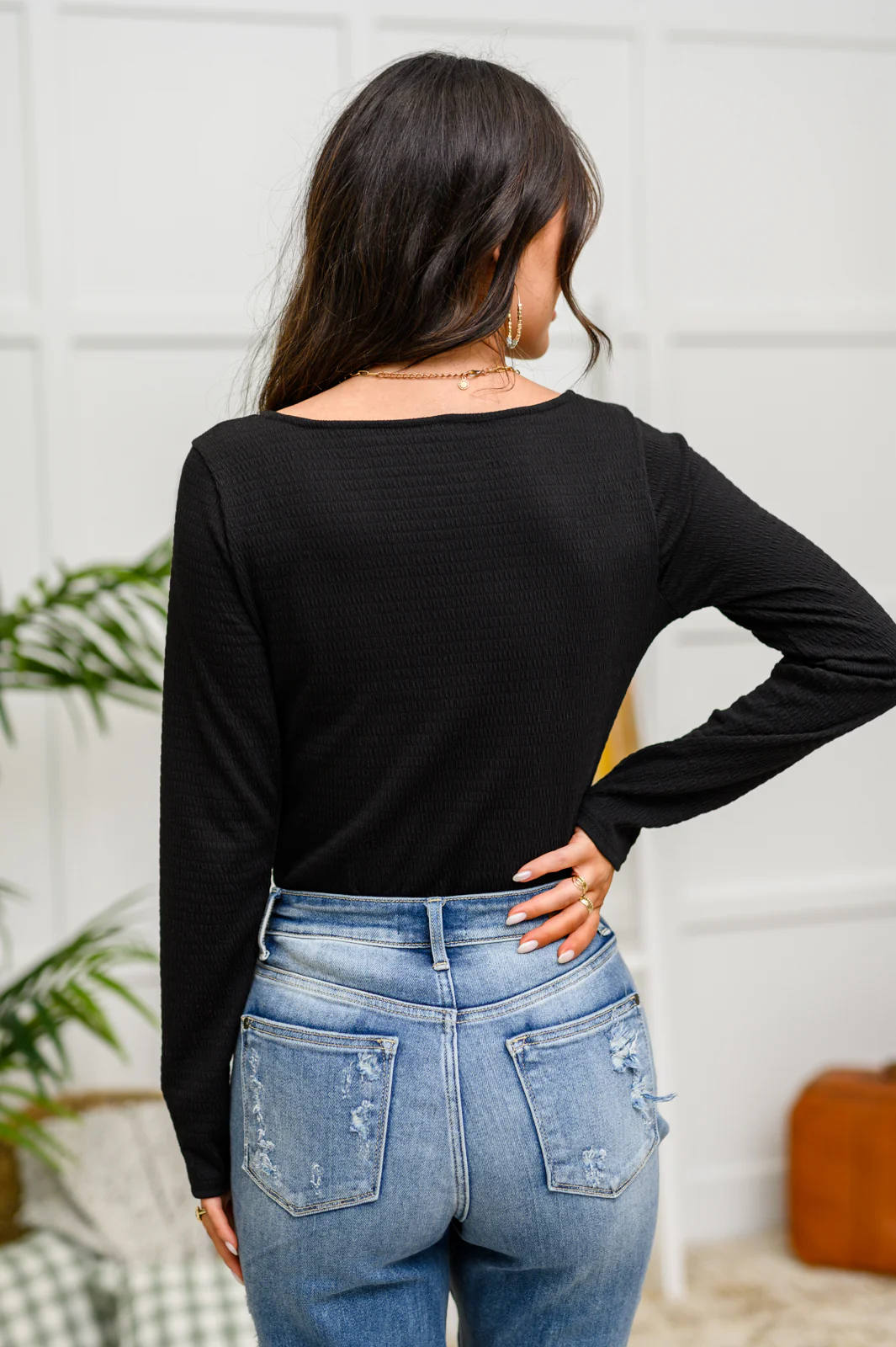 The Trisha Textured Square Neck Bodysuit in Black - 1/12/2023 - Image 4