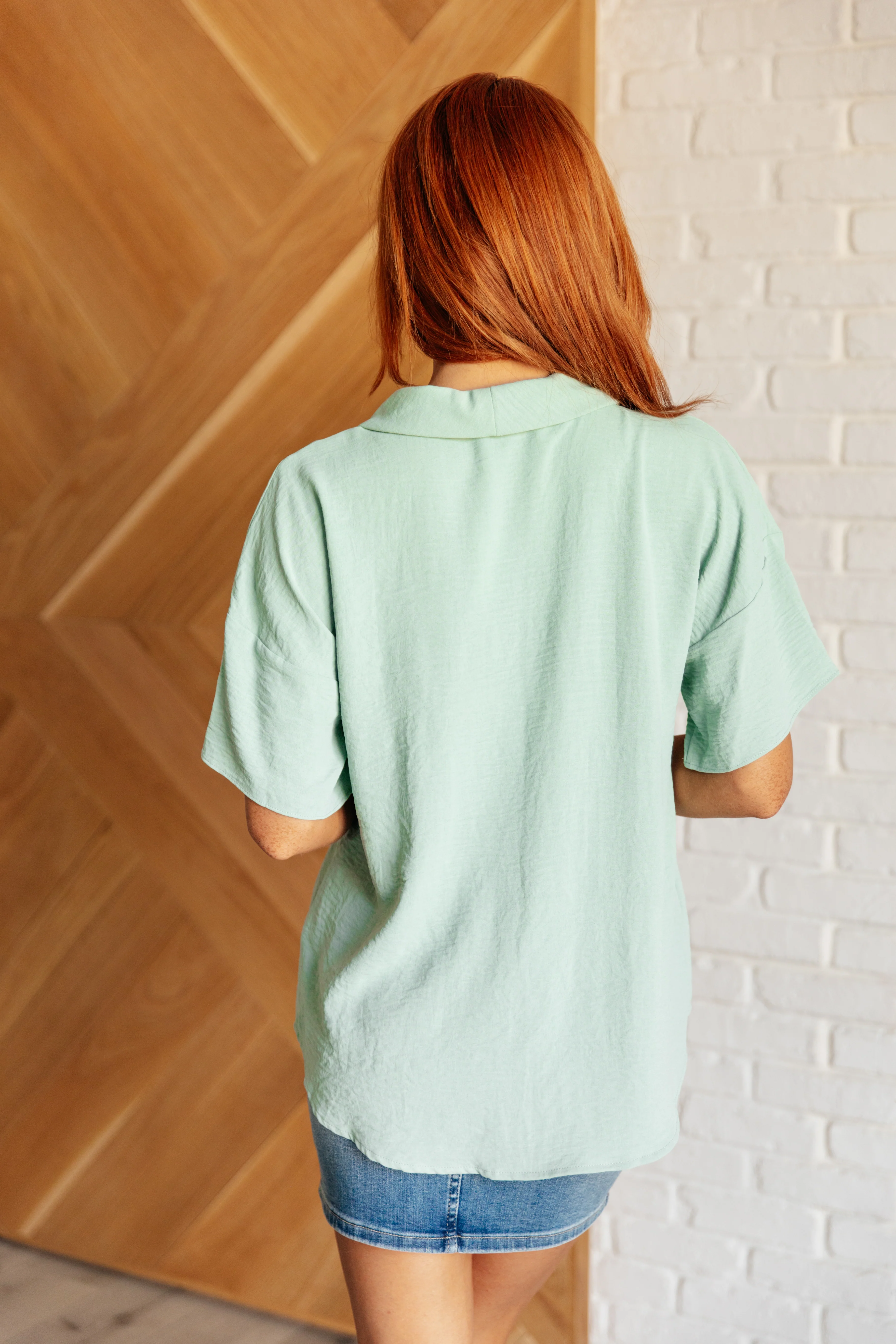 Things Are Looking Up V-Neck Top - 5/30/2024 - Image 7