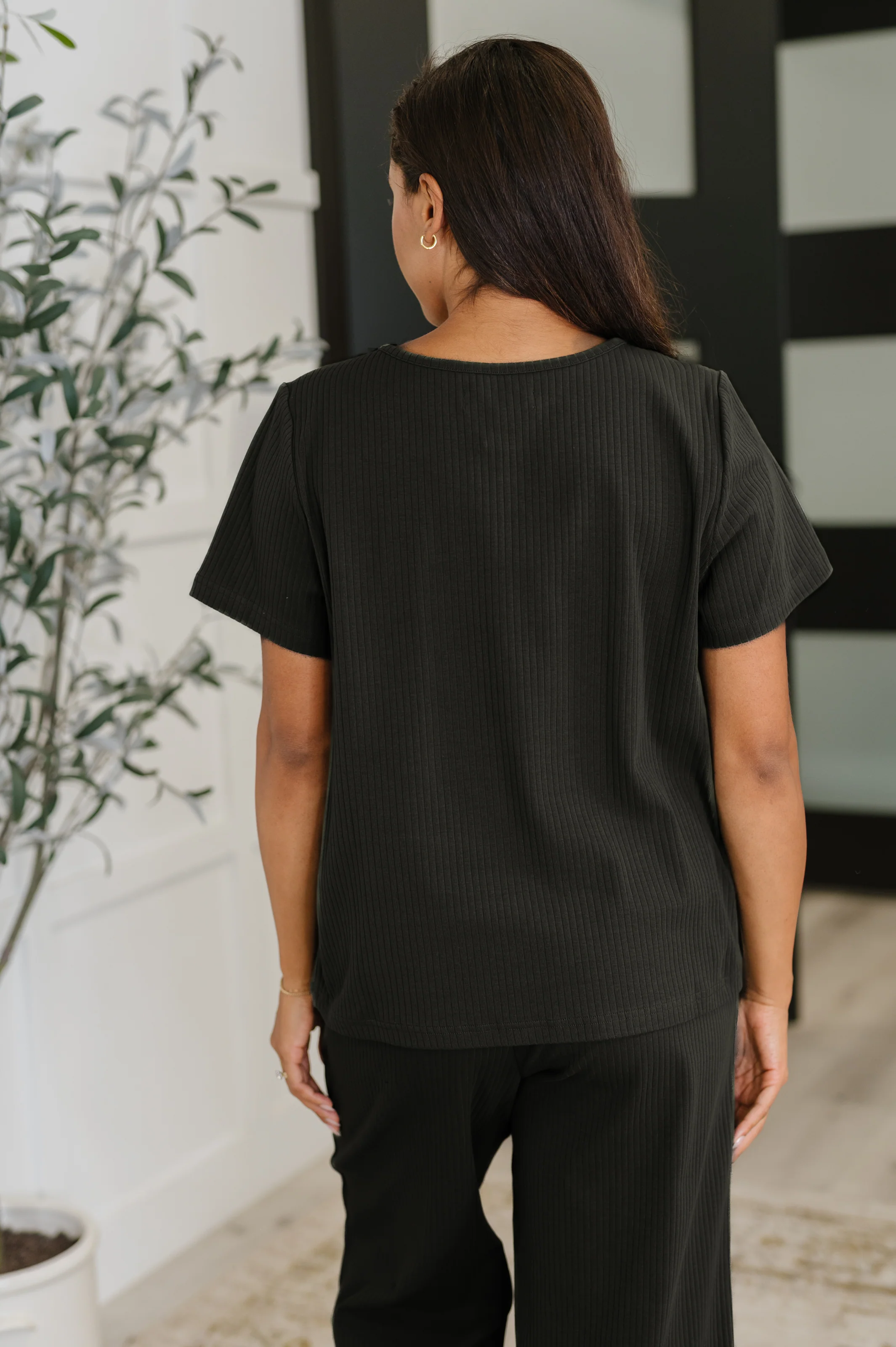Thyme Boxy Tee in Black - 9/12/2025 - Image 4