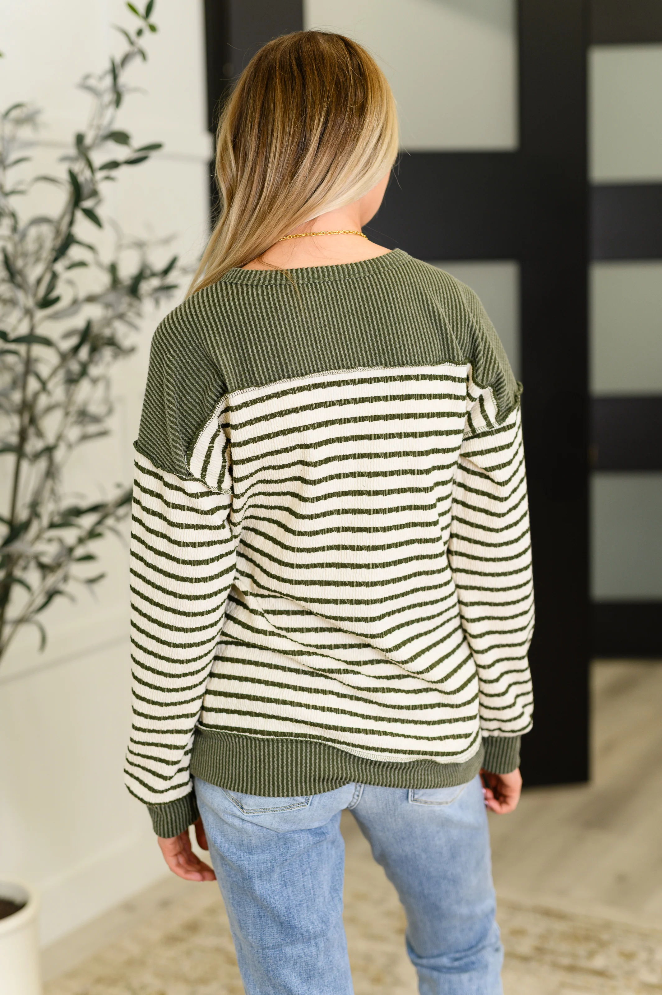 Timeless Lines Contrast Henley Top - 8/26/2025 - Image 5