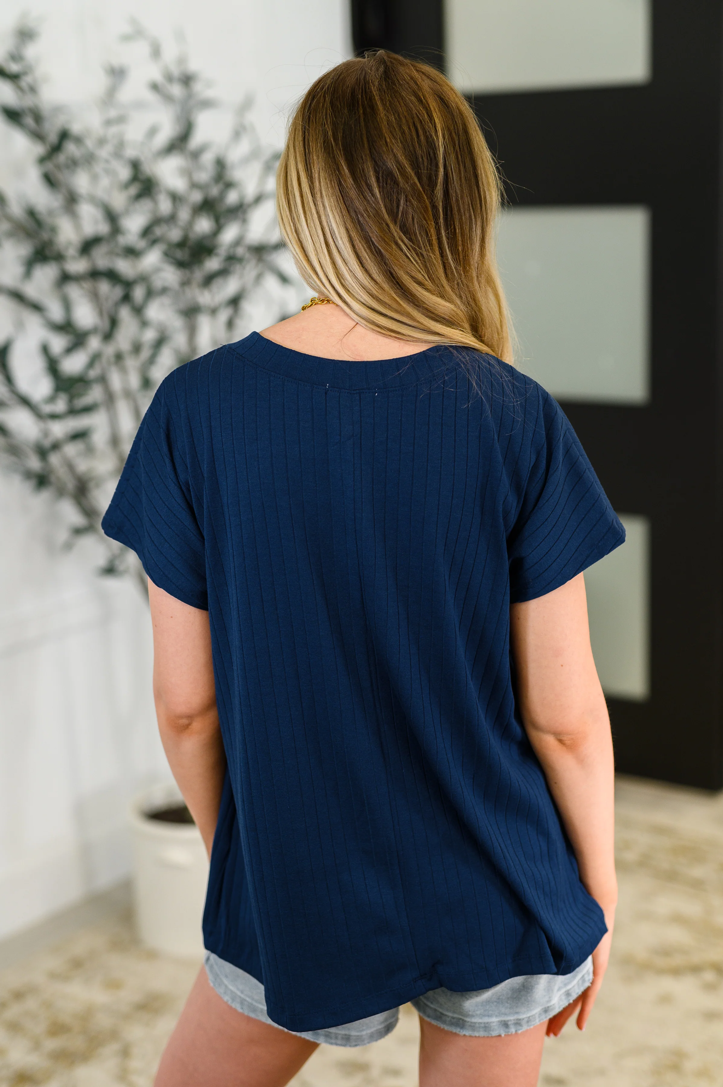 Top Shelf Basic V-Neck Ribbed Tee in Navy - 6/17/2025 - Image 5