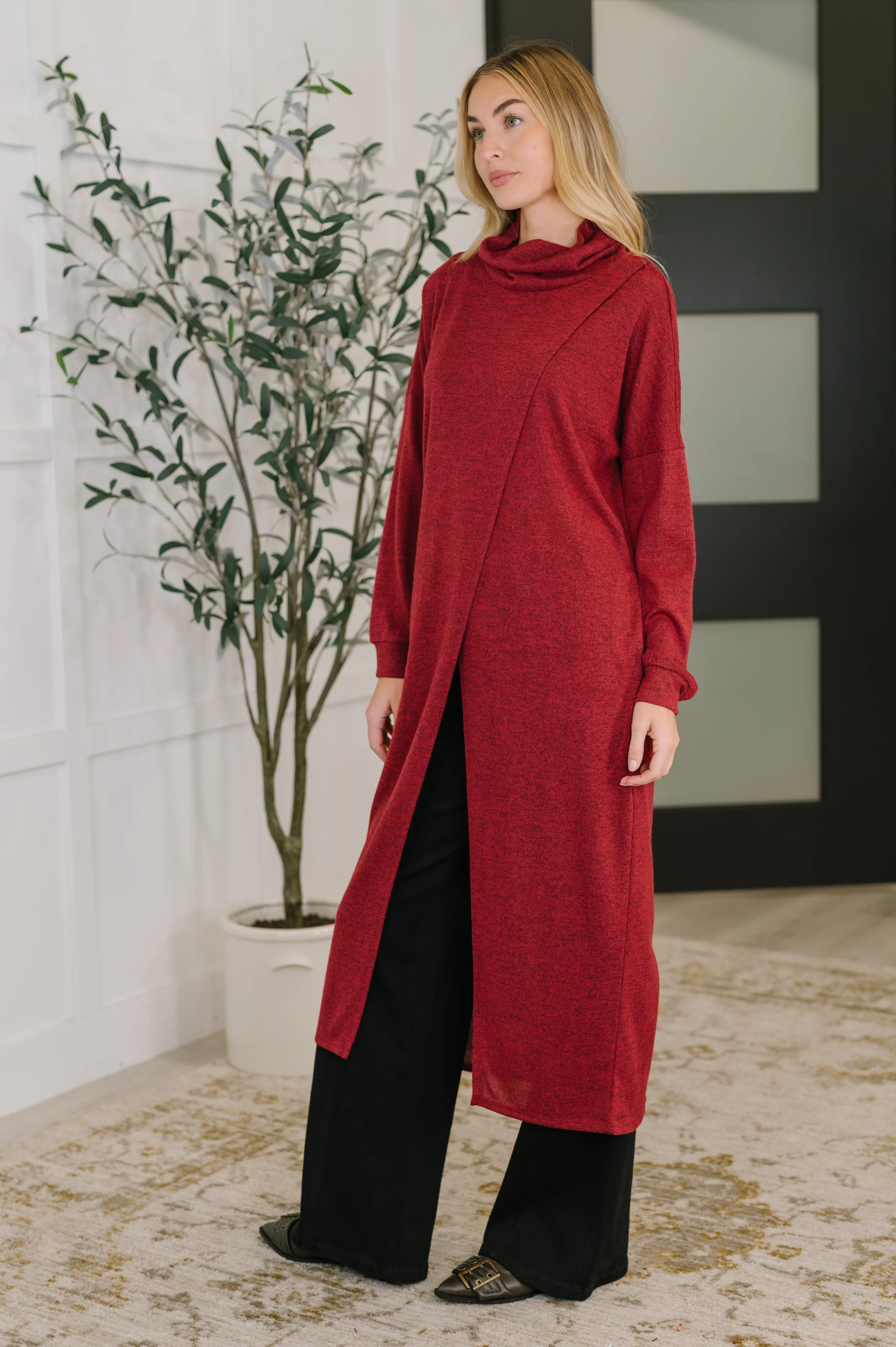 Travel City Scape Turtle Neck Tunic in Wine - 11/11/2025 - Image 3