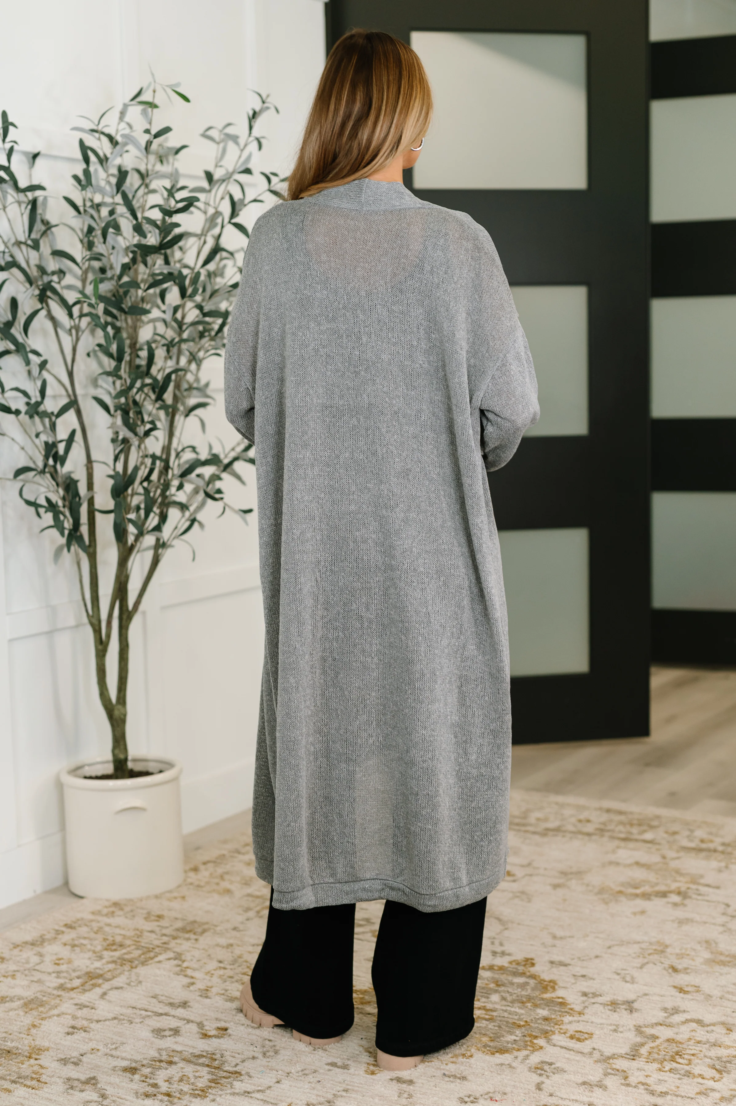 Travel Hideaway Open Front Cardigan in Soft Grey - 11/4/2025 - Image 4