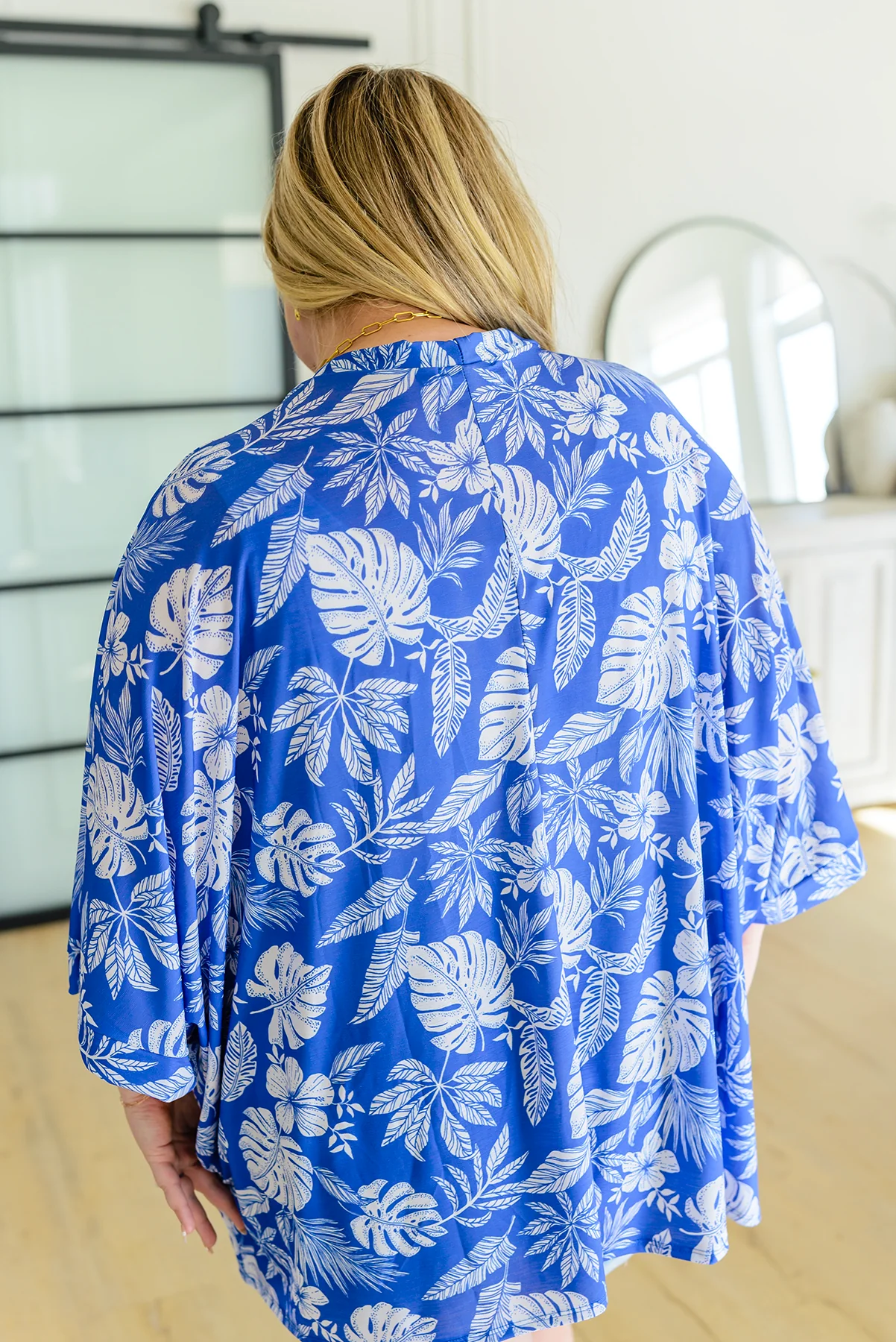 Tropical Stories Kimono - 3/30/2023 - Image 7