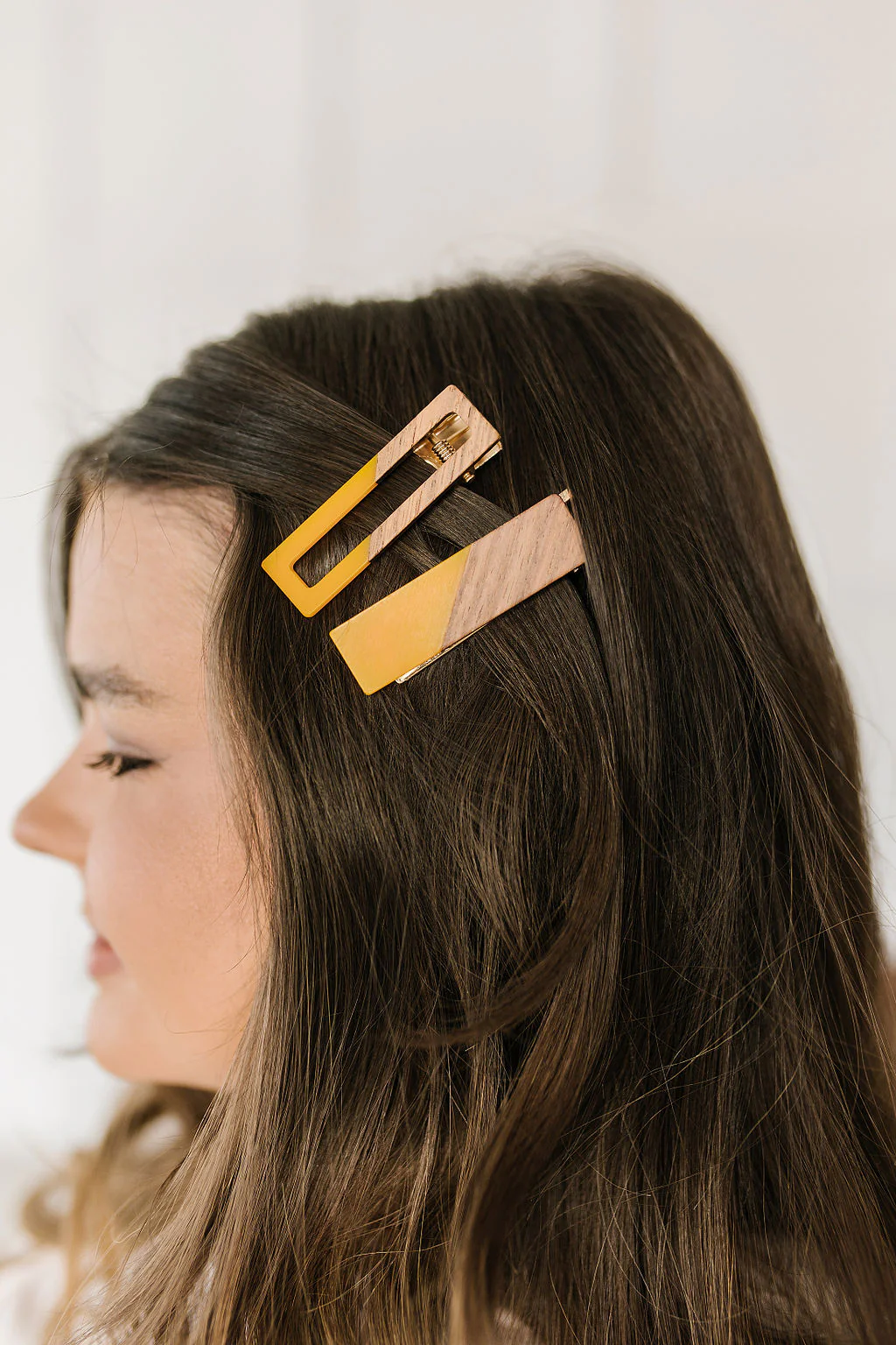 Two Tone Hair Clip Set in Yellow - 6/26/2023 - Image 4
