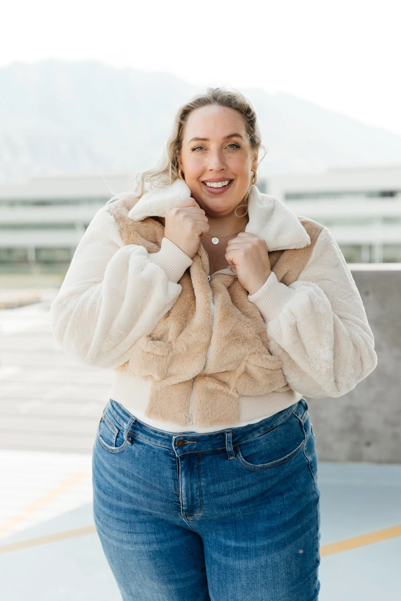 Two Toned Teddy Bear Jacket - 9/21/2021 - Image 10