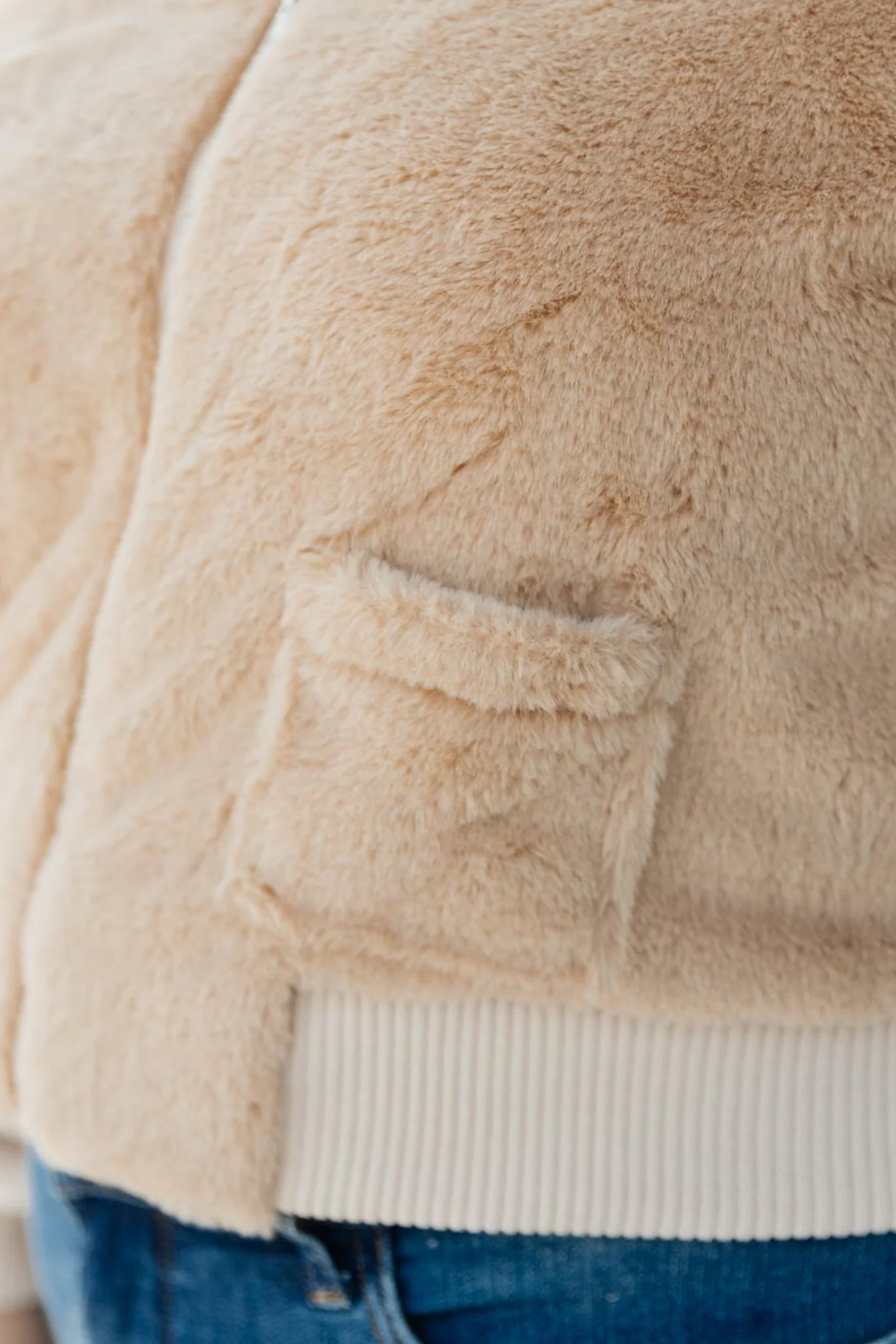 Two Toned Teddy Bear Jacket - 9/21/2021 - Image 16