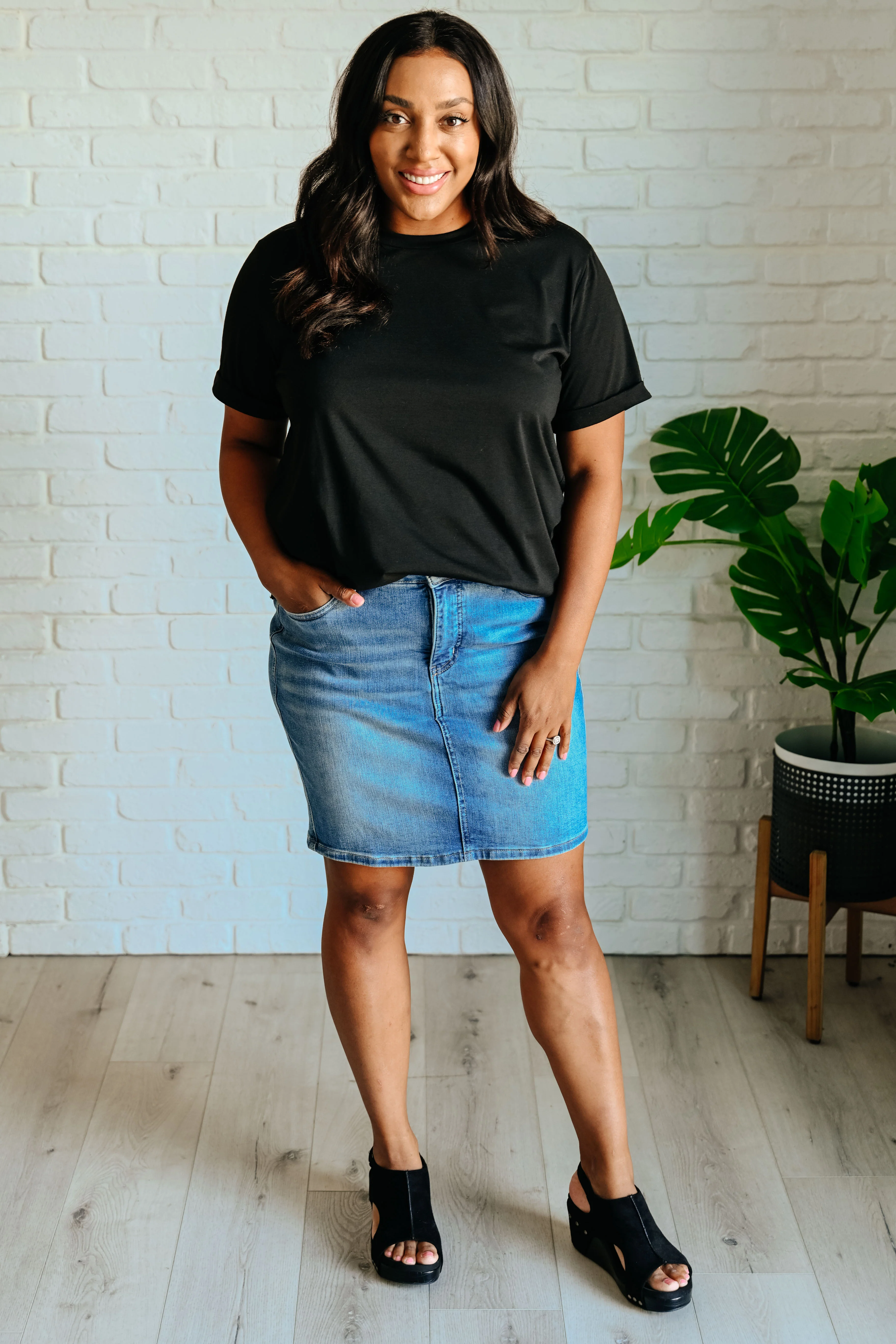 Uptown Crew T-Shirt in Black - 5/19/2025 - Image 3
