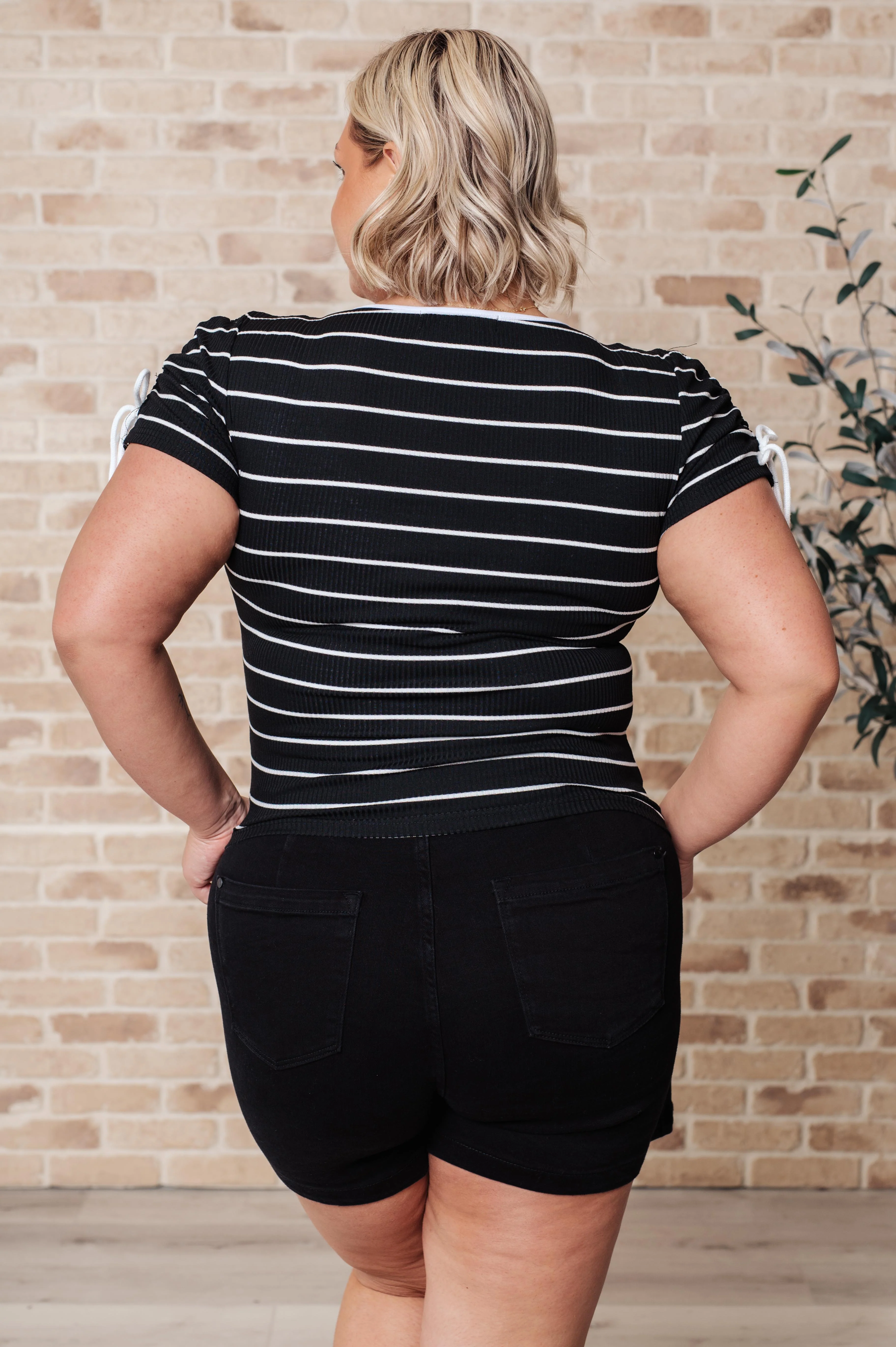 Vaguely Speaking Striped Top - 3/20/2025 - Image 9