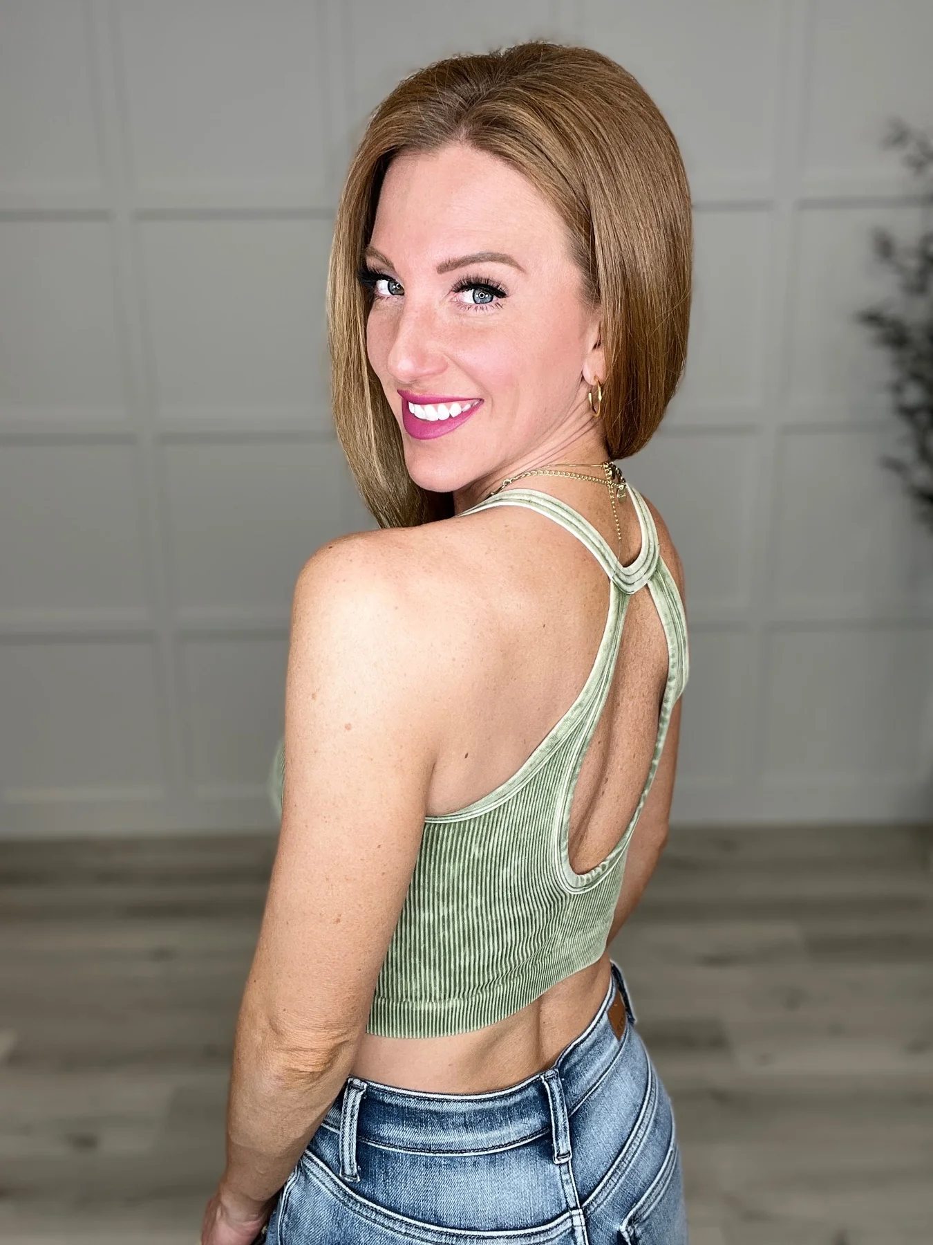 Washed Ribbed Cropped Button V-Neck Tank Top in Five Colors - 4/5/2023 - Image 15