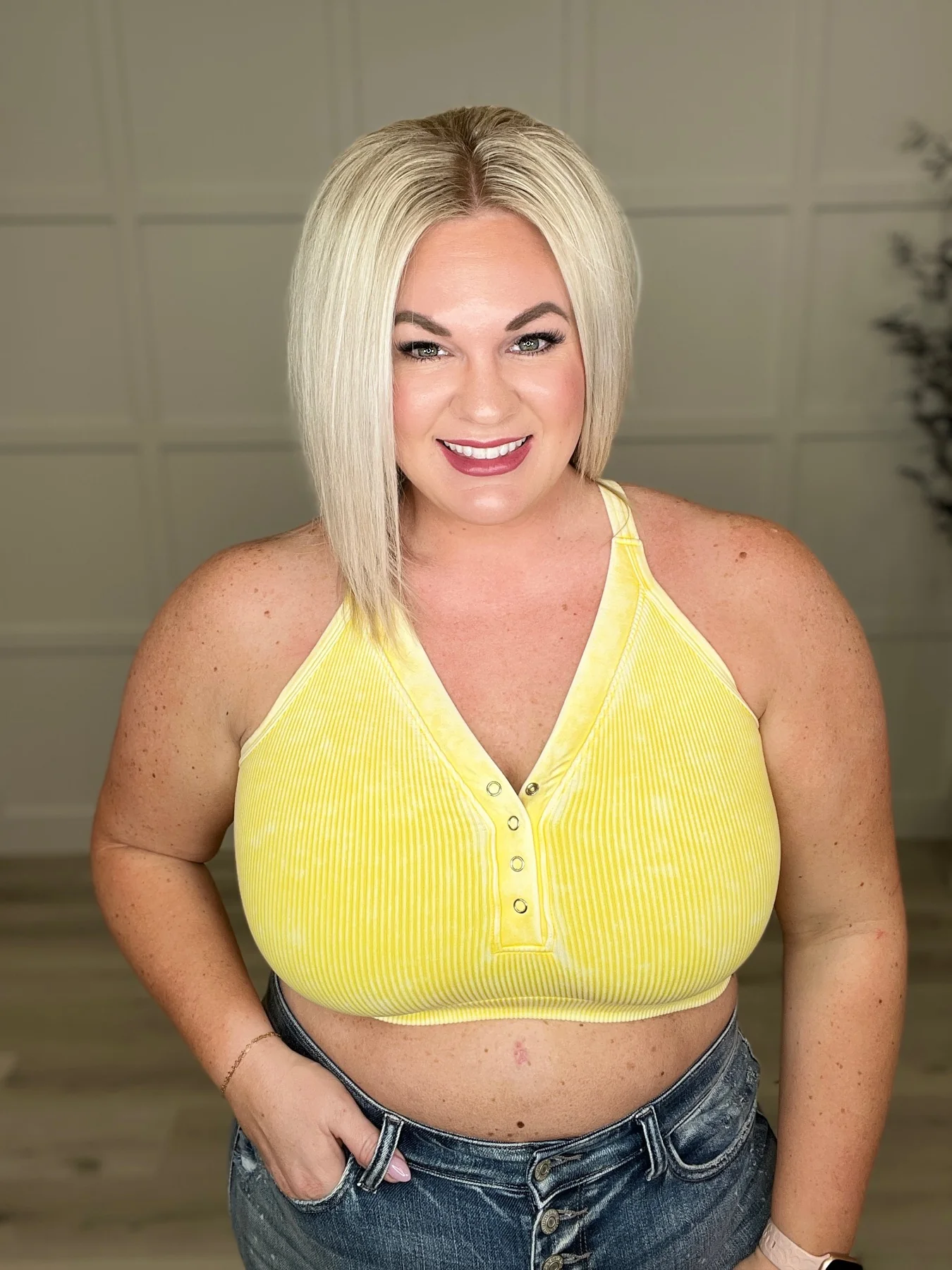 Washed Ribbed Cropped Button V-Neck Tank Top in Five Colors - 4/5/2023 - Image 18
