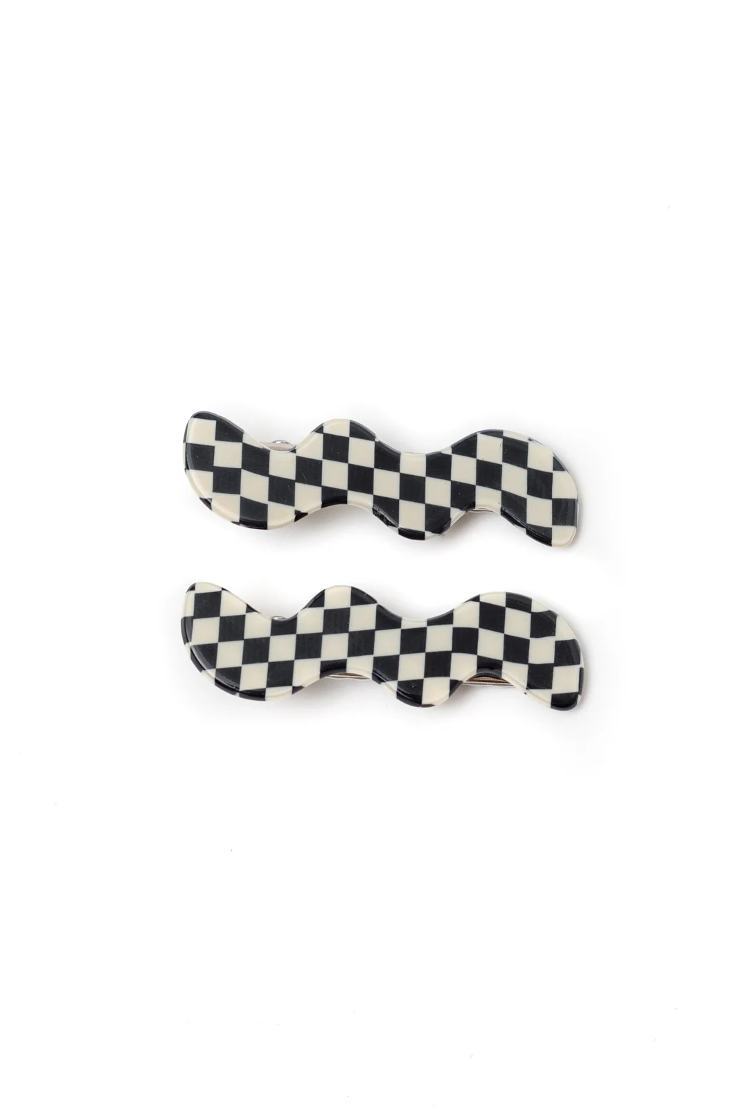 Wavy Clip Set in Checkered Black - 6/26/2023 - Image 3