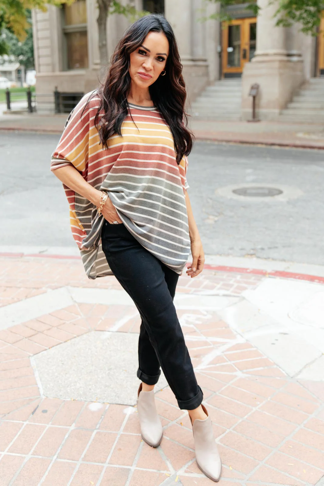 Weekend Wonder Top In Olive Multi - 10/21/2021 - Image 3