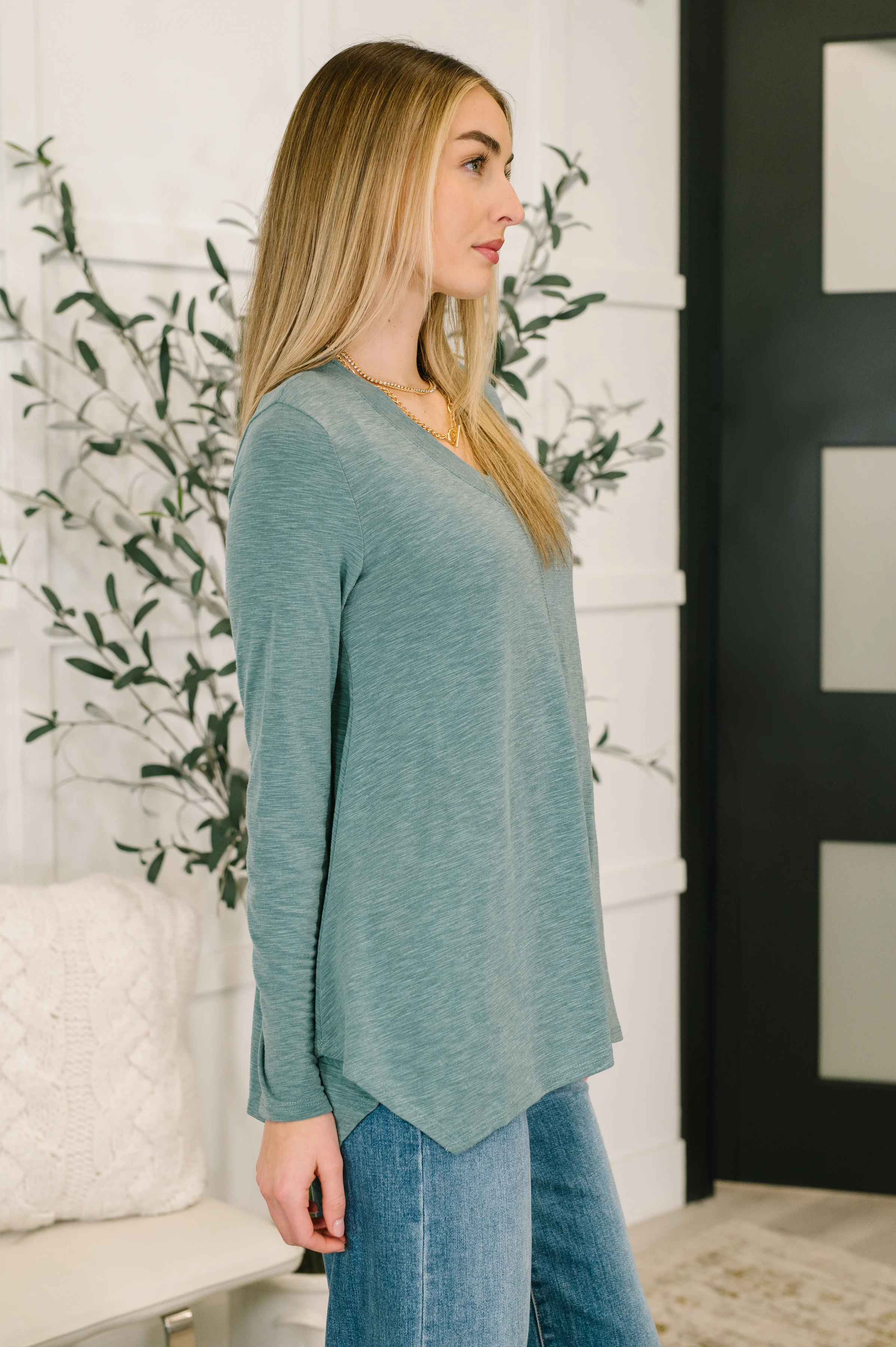 Wind off the Sea V-Neck Relaxed Top - 12/16/2025 - Image 4