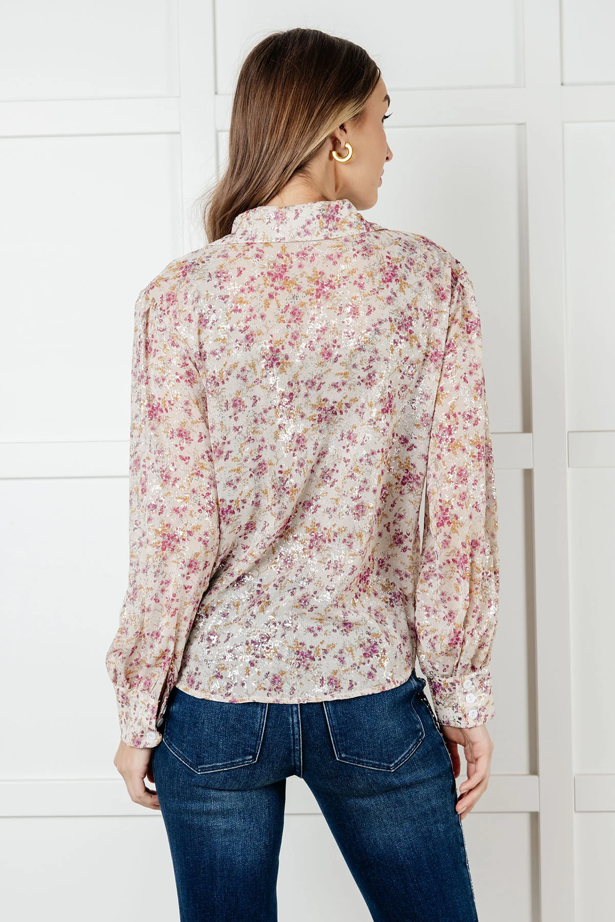 You and I Connect Floral Button Up Blouse - 8/25/2025 - Image 10