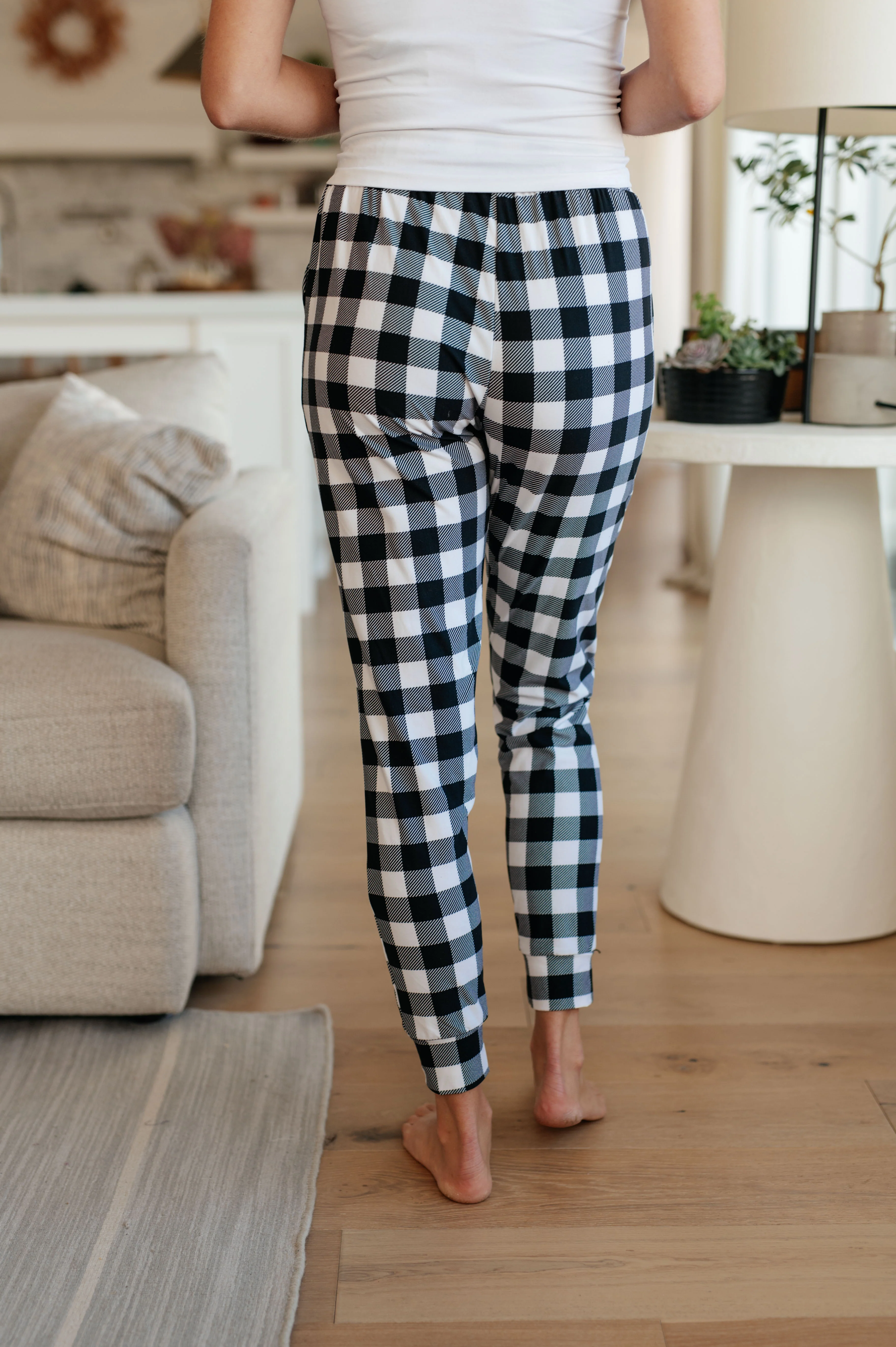 Your New Favorite Joggers in Black and White Check - 11/16/2023 - Image 9